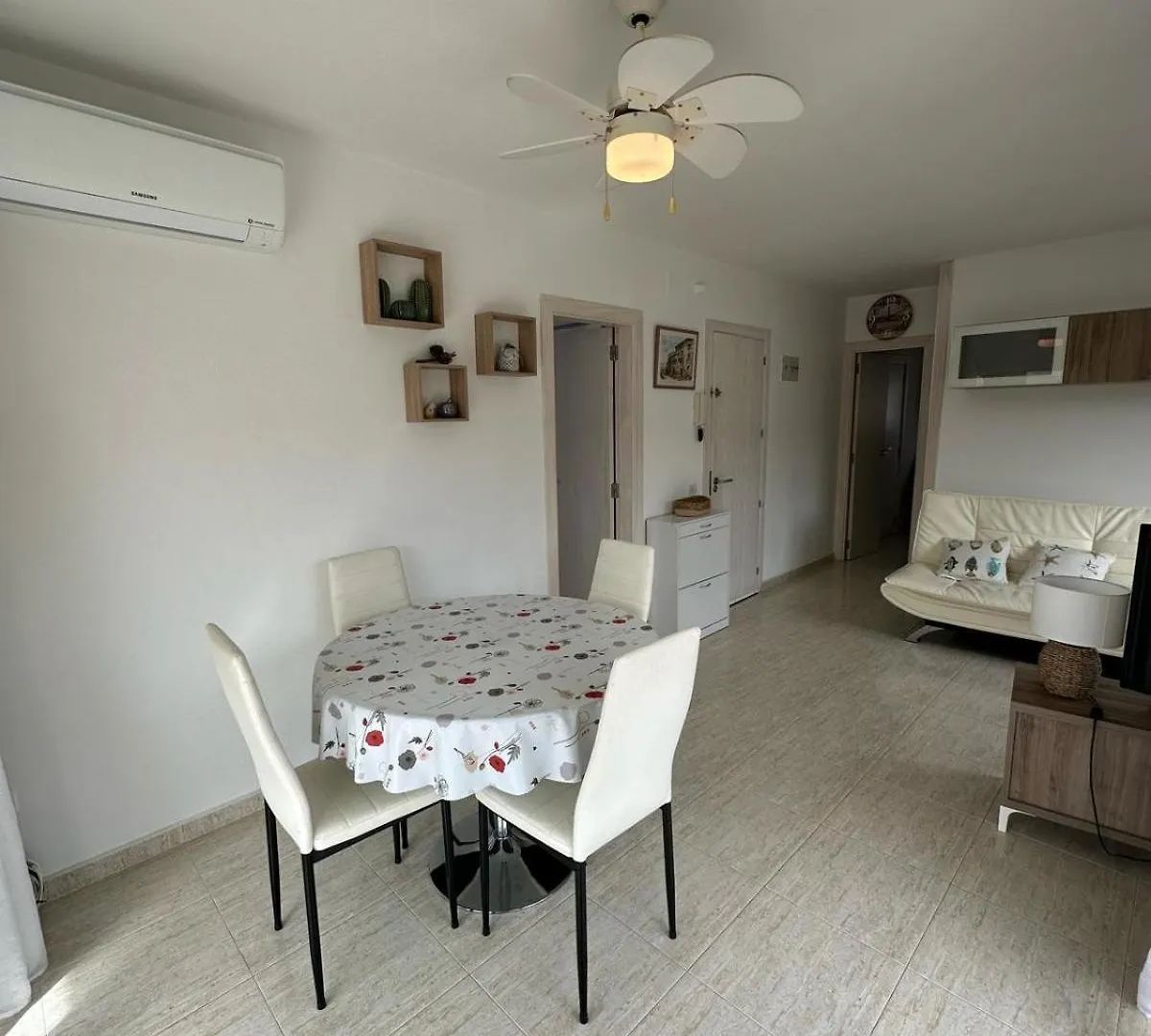 Canigo C3 Apartment L'Estartit 0*,
